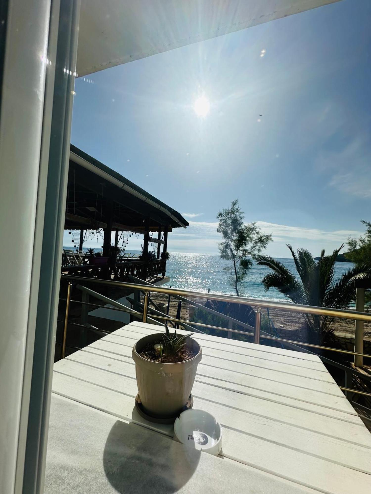 Potami Seashell Hotel ฮีมาเรอ ภายนอก รูปภาพ